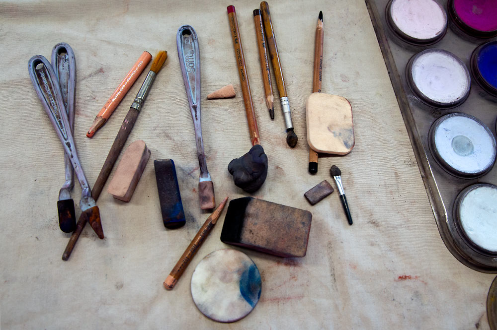 Blending tools, pastel pencils and pan pastels